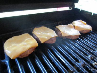 Smelten kaas op Hamburger