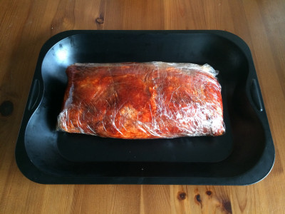 Procureur in Plastic met Rub & Marinade