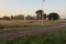 Wandelaars in ochtendgloren