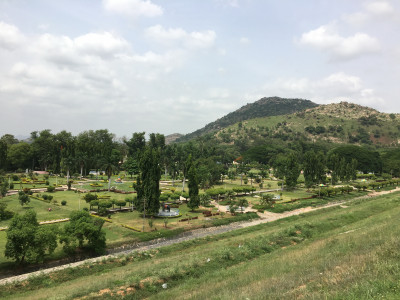 Groen achter Krishnagiri Dam