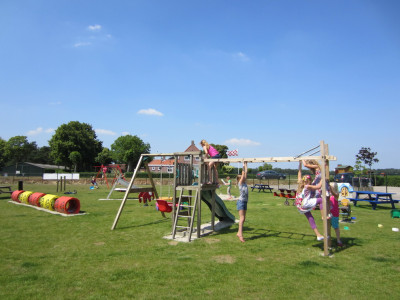 Speelweide Aardbeienterras