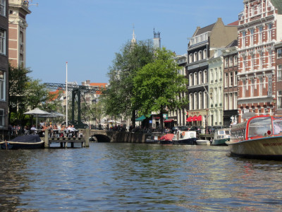 Hangbrug Grachten Amsterdam