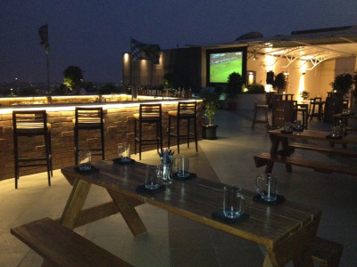 Biergarten Moevenpick Bangalore