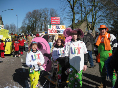 Groepje Denise deelnemen aan de Grote Optocht