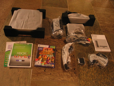 Uitgepakte XBox 250 GB + Kinect Kit