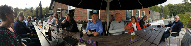 Biertje drinken bij Moerse Bossen