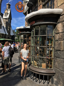 Melissa bij Post Office Harry Potter
