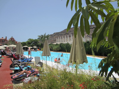 Zwembad in Cordial Valle Appartementen