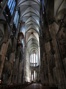 Binnenkomst in Dom in Keulen