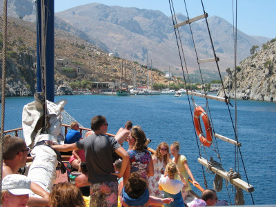 Binnenkomst Haven van Kalymnos