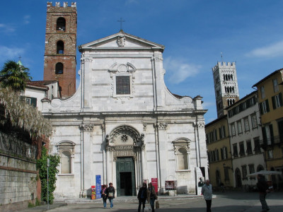 Kerkje in Lucca