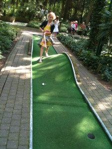Melissa aan het Midget Golven