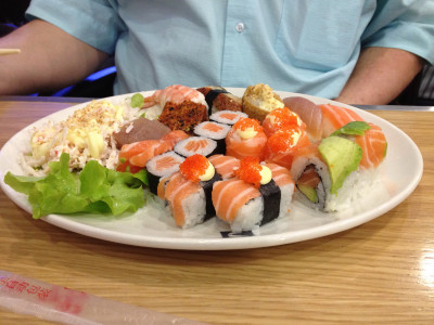 Bord met Sushi voor Kees