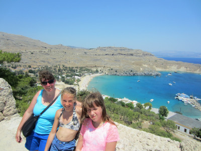 Diana en de kinderen in Lindos