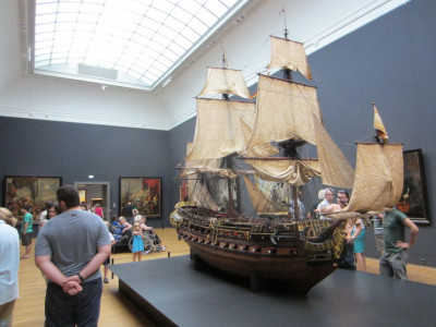 Model oud schip Rijksmuseum Amsterdam