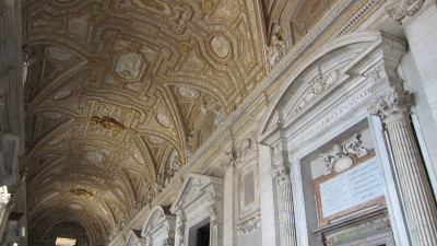 Plafond aan Voorkant St.Pieters Basiliek