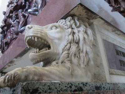 Versierde Kist Vaticaan Museum