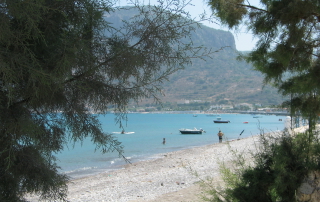 Strand Kamari