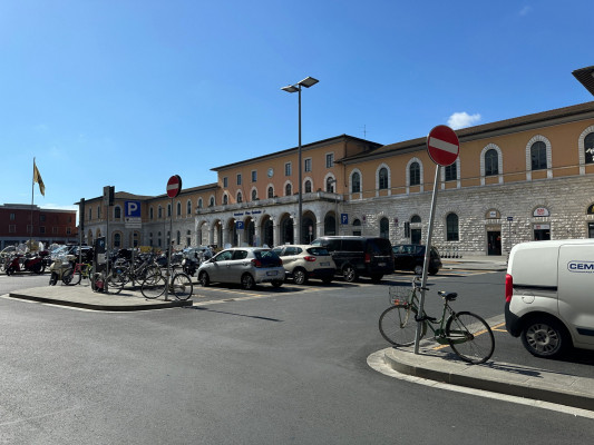 Centraal treinstation Pisa