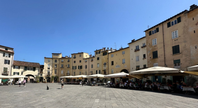 Piazza dell''Anfiteatro