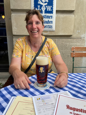 Bier drinken bij Augustiner