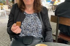 Koffie drinken in GraefestraBe in Berlijn