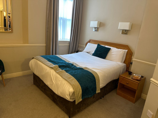 Kamer Harcourt Hotel
