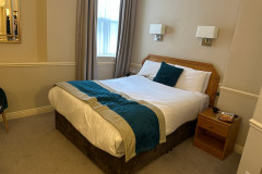 Kamer Harcourt Hotel