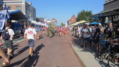 Publiek langs de kant