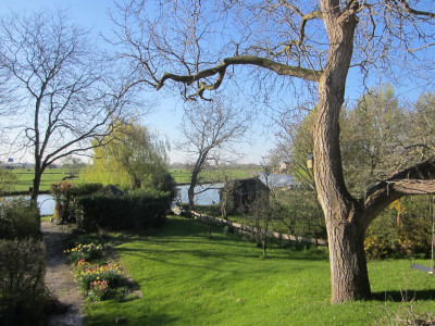 Langs de rivier de Linge