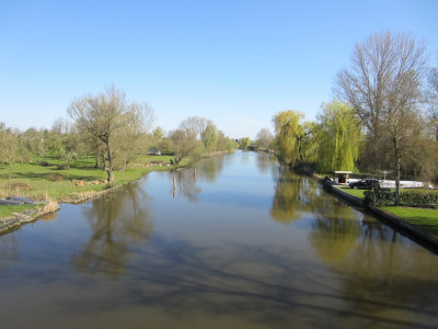 Oversteken Rivier de Linge