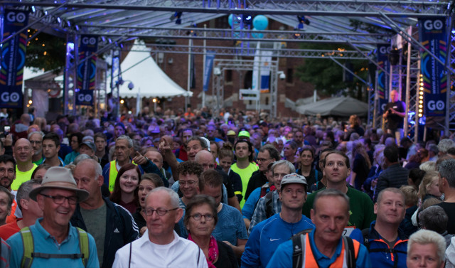 Start van de 80 van de Langstraat