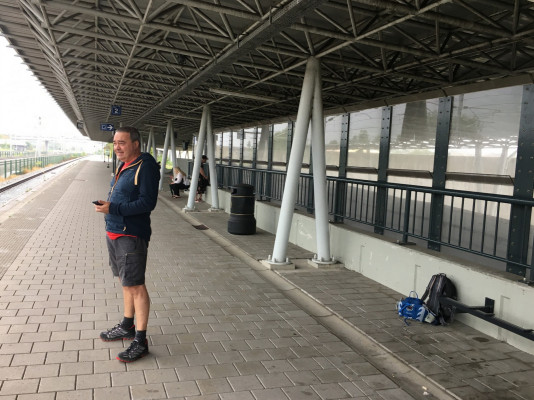 Wachten station Noorderkempen (Brecht)