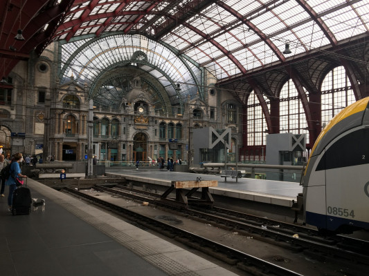 Station Antwerpen