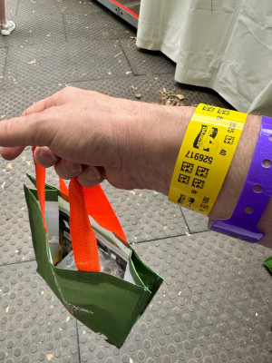 Ophalen bandje voor de start