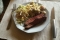 Bord met Bavette, Aardappel- en Koolsalade