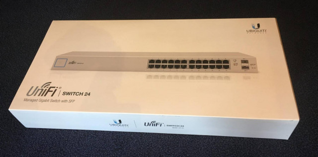 Doos Unifi US-24 Switch