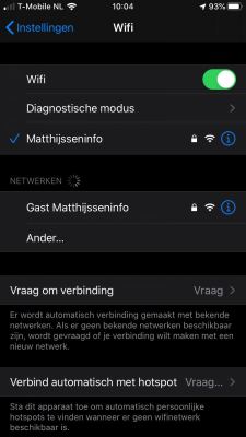 Kies (i) in Wi-Fi instellingen