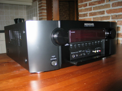 Klepje open bij voorkant Marantz SR-5005