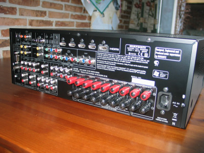 Achterkant Marantz SR-5005