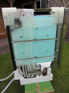 Zijkant van Bosch Vaatwasser eraf gehaald