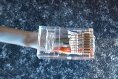 Netwerk connector bevestigd