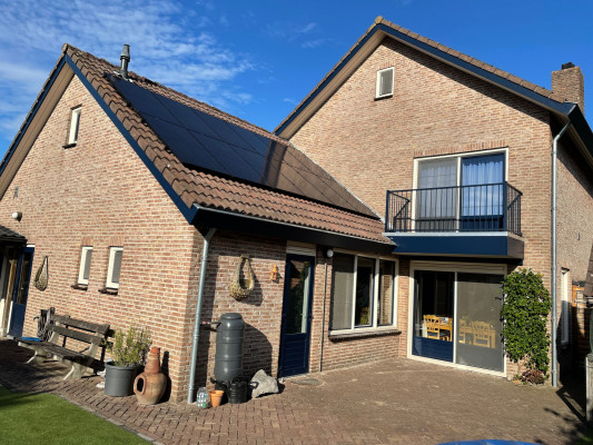 Bijkeuken met zonnepanelen