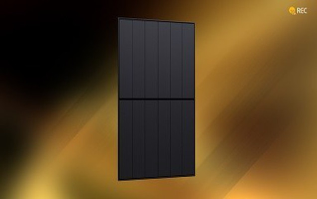 Rec Alpha Pure Black 405wp Zonnepaneel