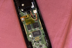 Geopende Logitech Ultimate afstandbediening